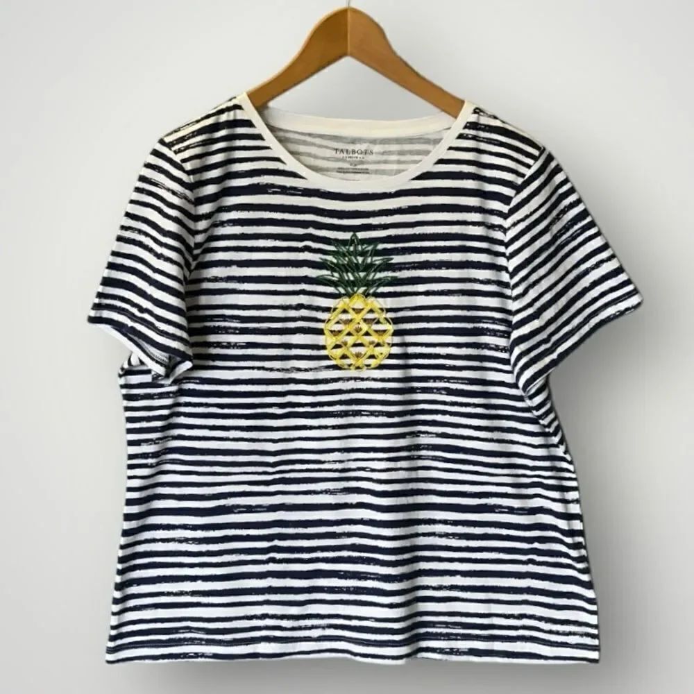 🎉5 for $45 🎉Talbots Tshirt Top Blouse Size XLP pineapple